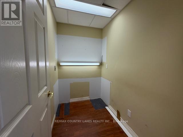 470 - 466 Osborne Street Property Photo 12