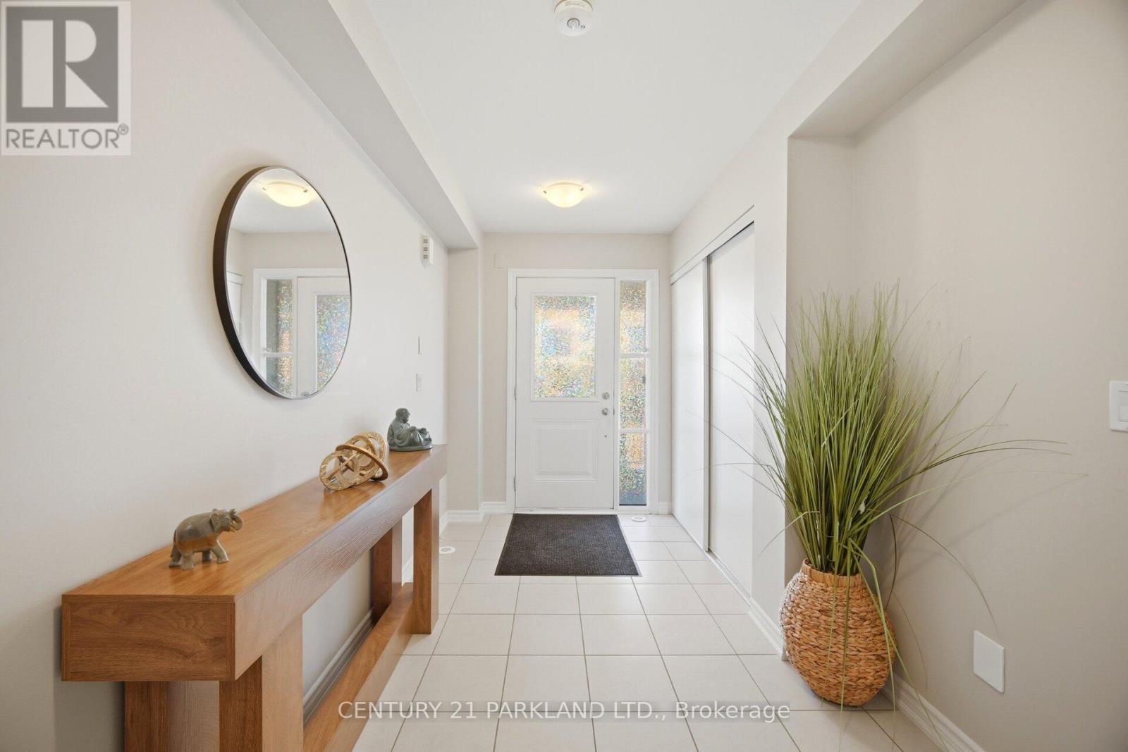 18 Wimshaw Lane Property Photo 4