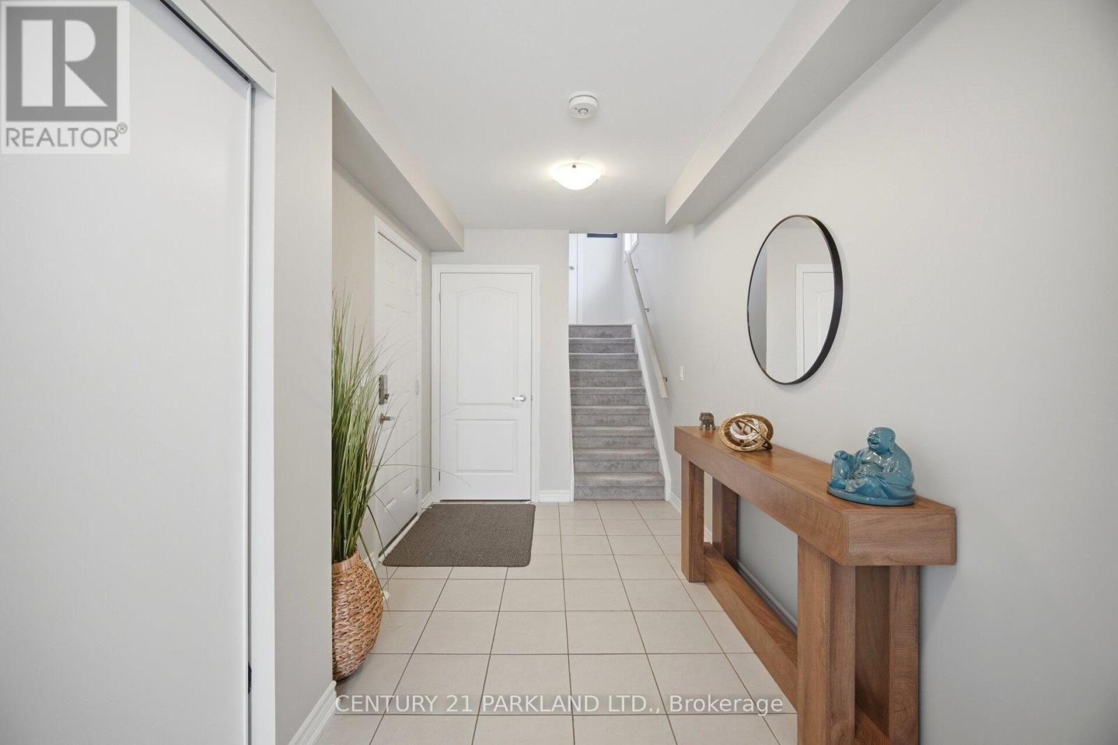 18 Wimshaw Lane Property Photo 5