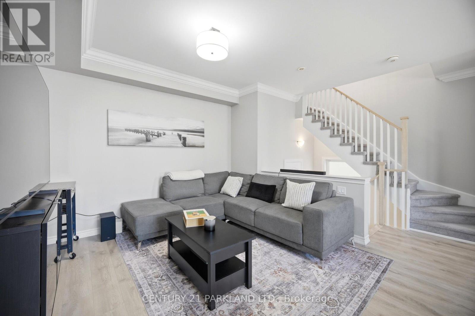 18 Wimshaw Lane Property Photo 7