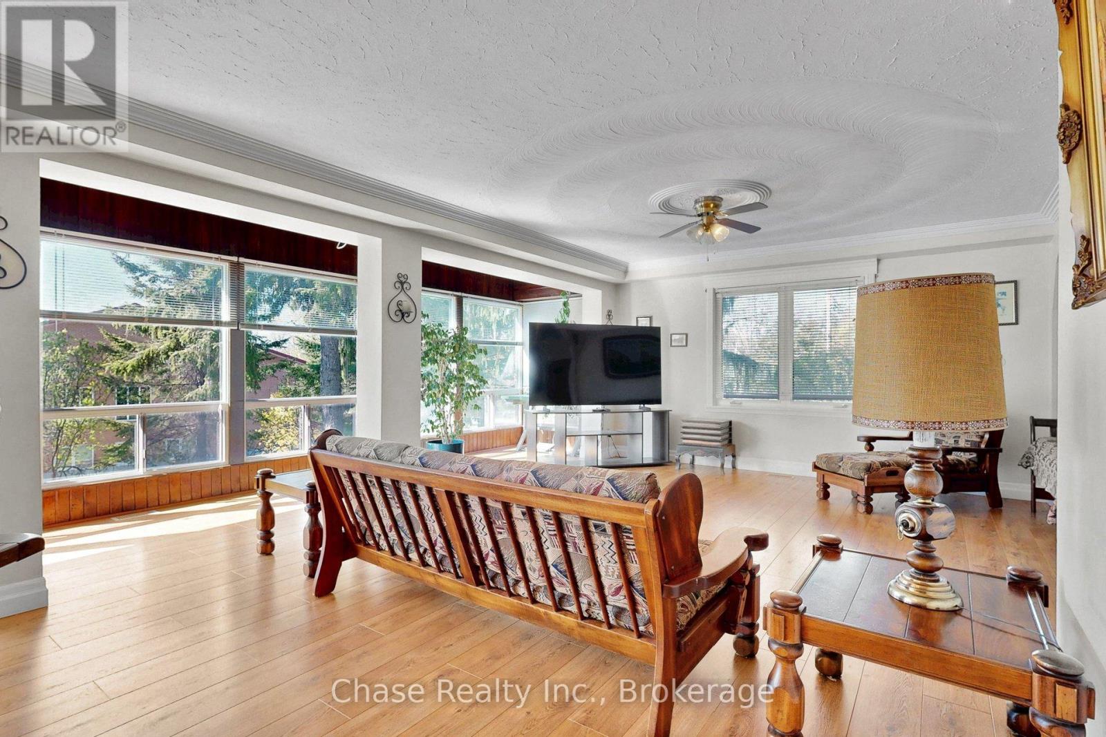 13645 Ninth Line Property Photo 7