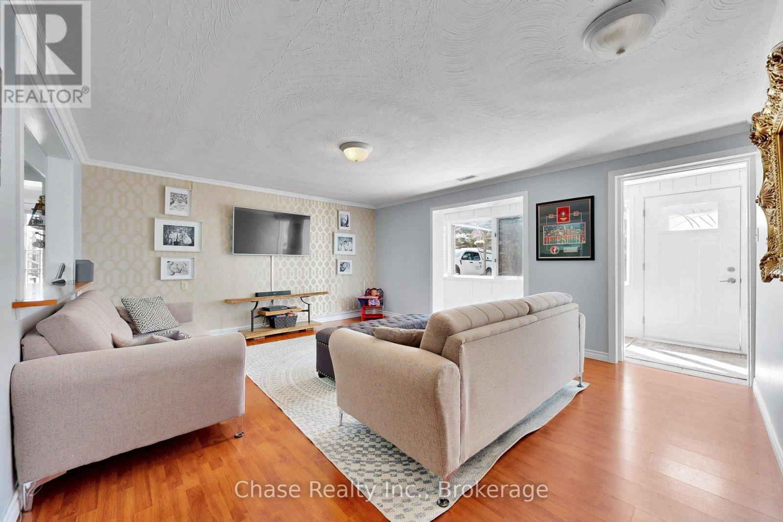 13645 Ninth Line Property Photo 22