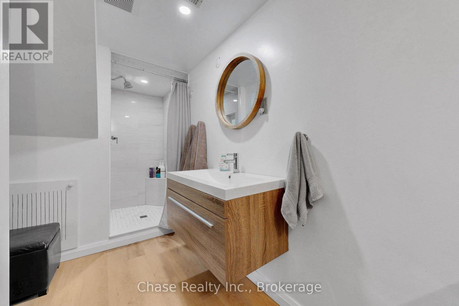 13645 Ninth Line Property Photo 28