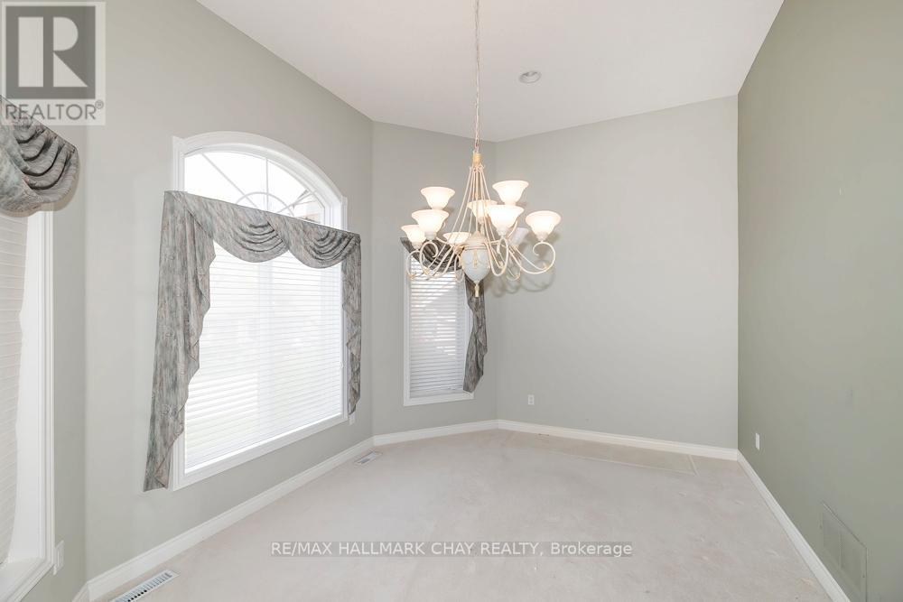 65 Sunset Boulevard Property Photo 4