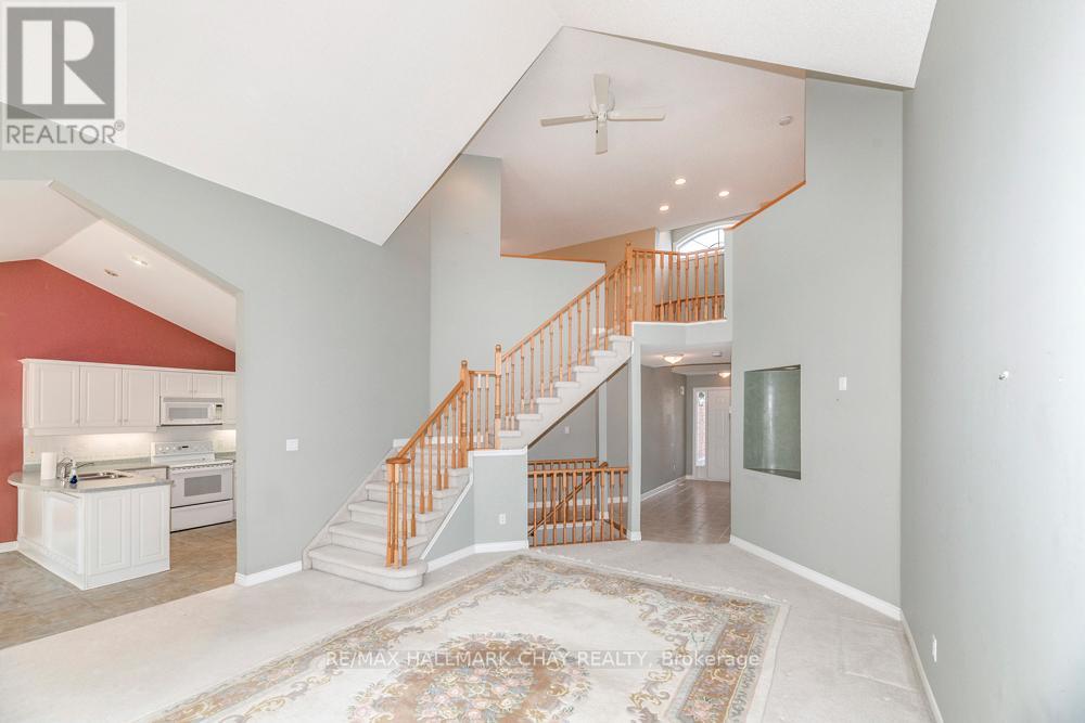 65 Sunset Boulevard Property Photo 9