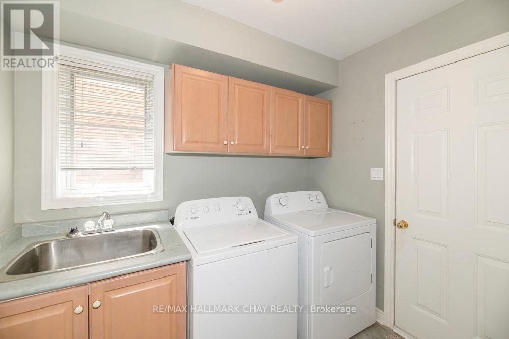 65 Sunset Boulevard Property Photo 18