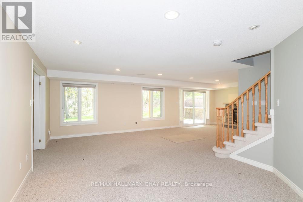 65 Sunset Boulevard Property Photo 26