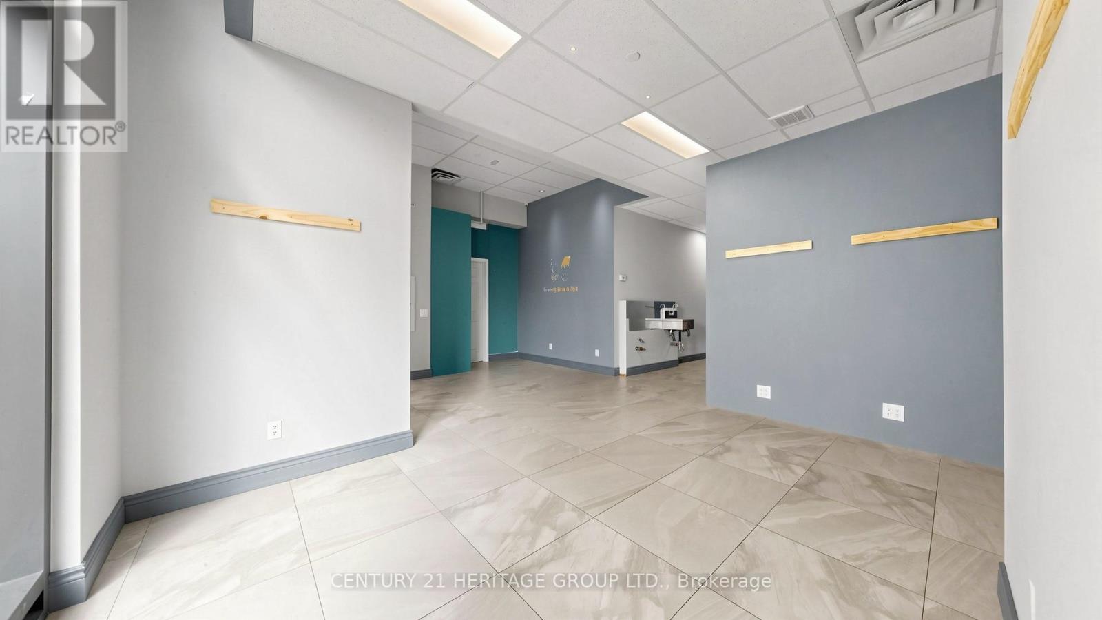 Level 1 Unit 9 (ne-1) - 9205 Yonge Street Property Photo 11