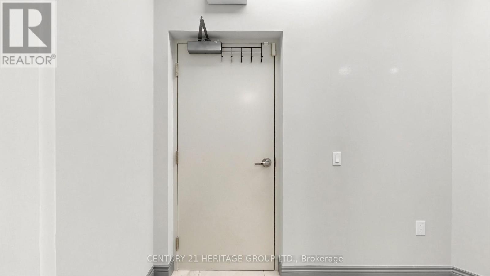 Level 1 Unit 9 (ne-1) - 9205 Yonge Street Property Photo 26