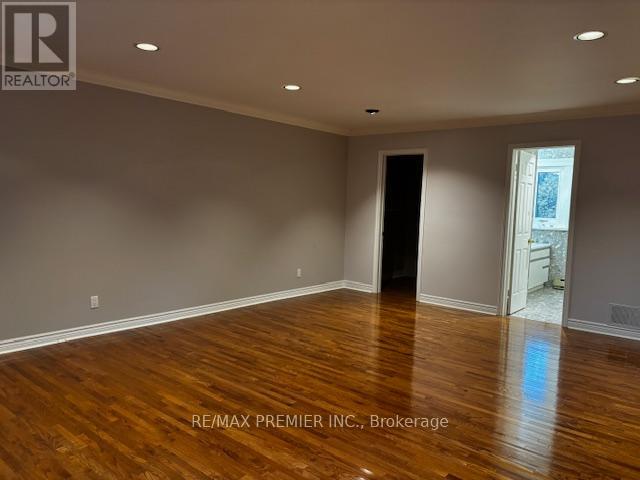 66 Laureleaf Road Property Photo 9