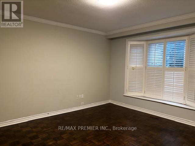 66 Laureleaf Road Property Photo 13