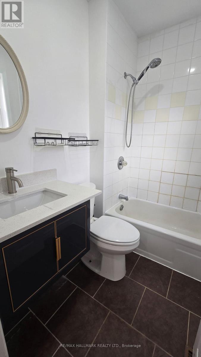 46 Collins Crescent Property Photo 10