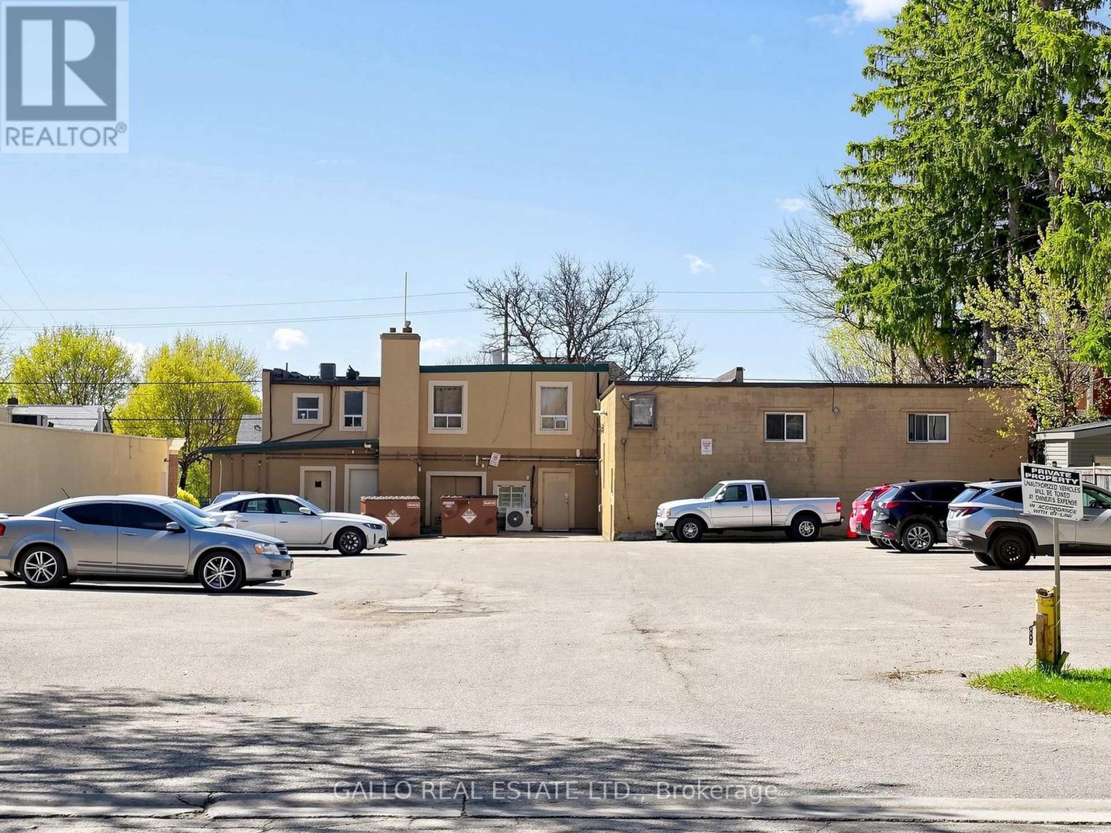 6376-6388 Main Street Property Photo 14