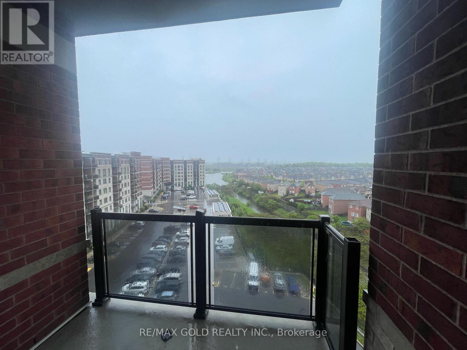820 - 7325 Markham Road Property Photo 8