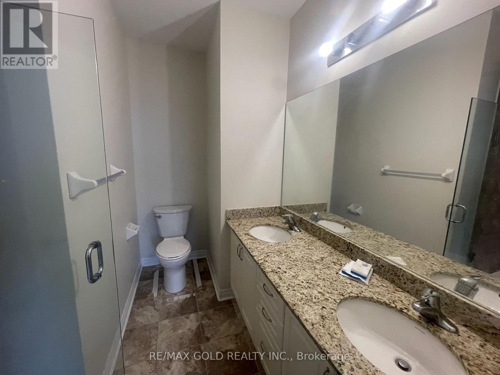 820 - 7325 Markham Road Property Photo 15