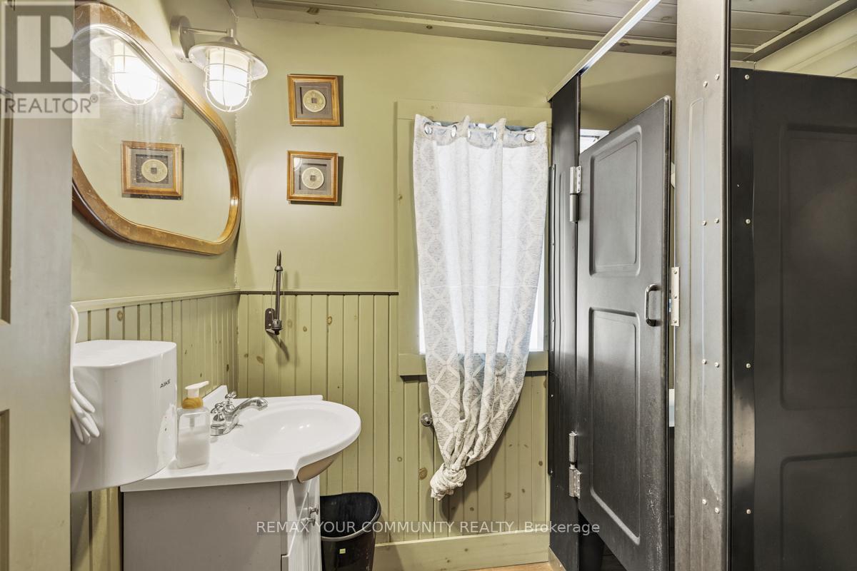 73 Big Bay Point Road Property Photo 14