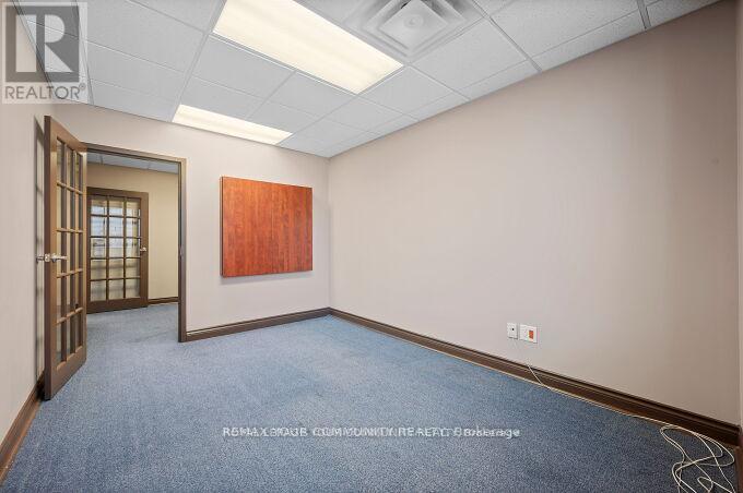 6 - 355 Harry Walker Parkway Property Photo 25
