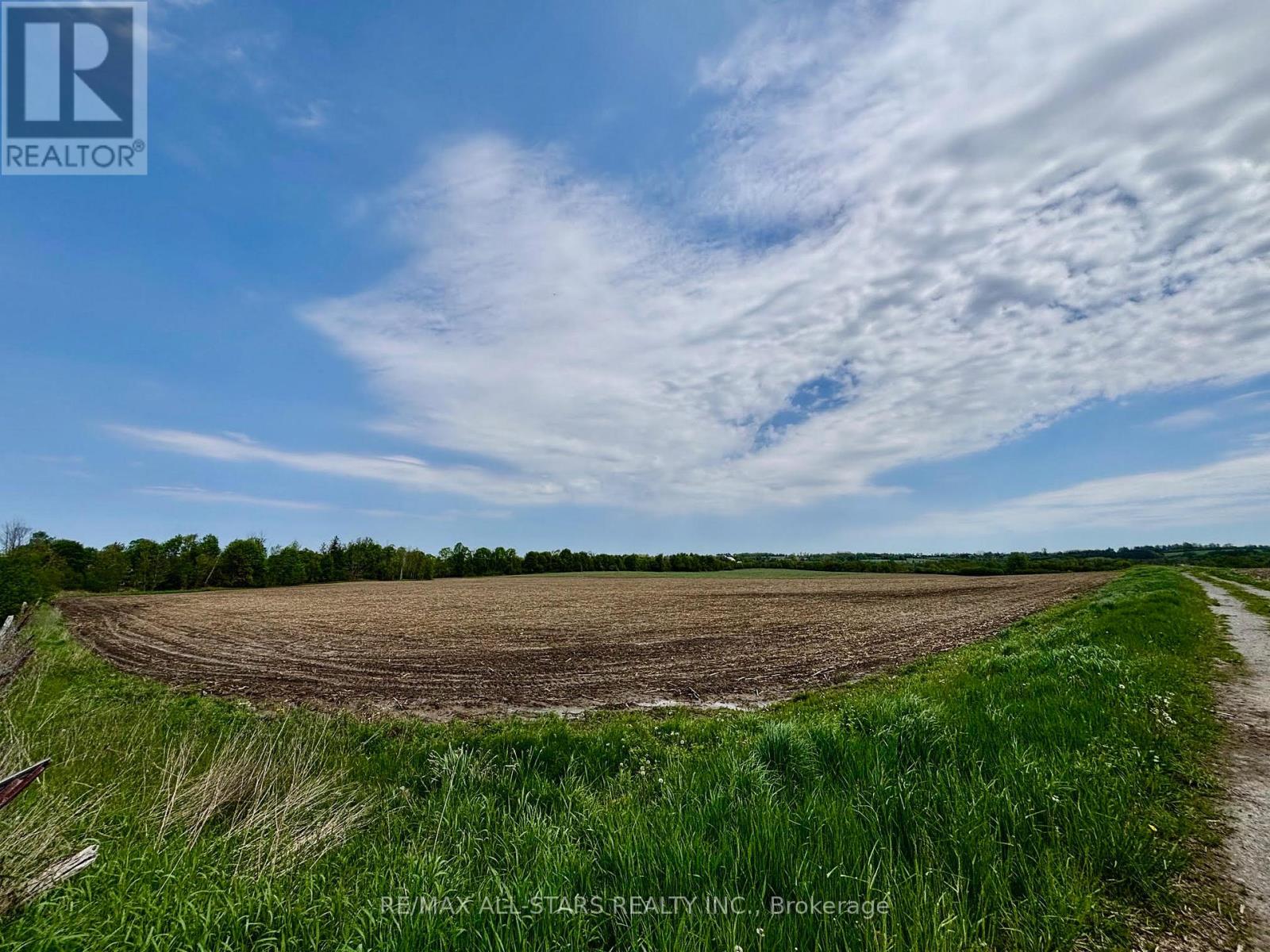 14629 Regional 1 Road Property Photo 6