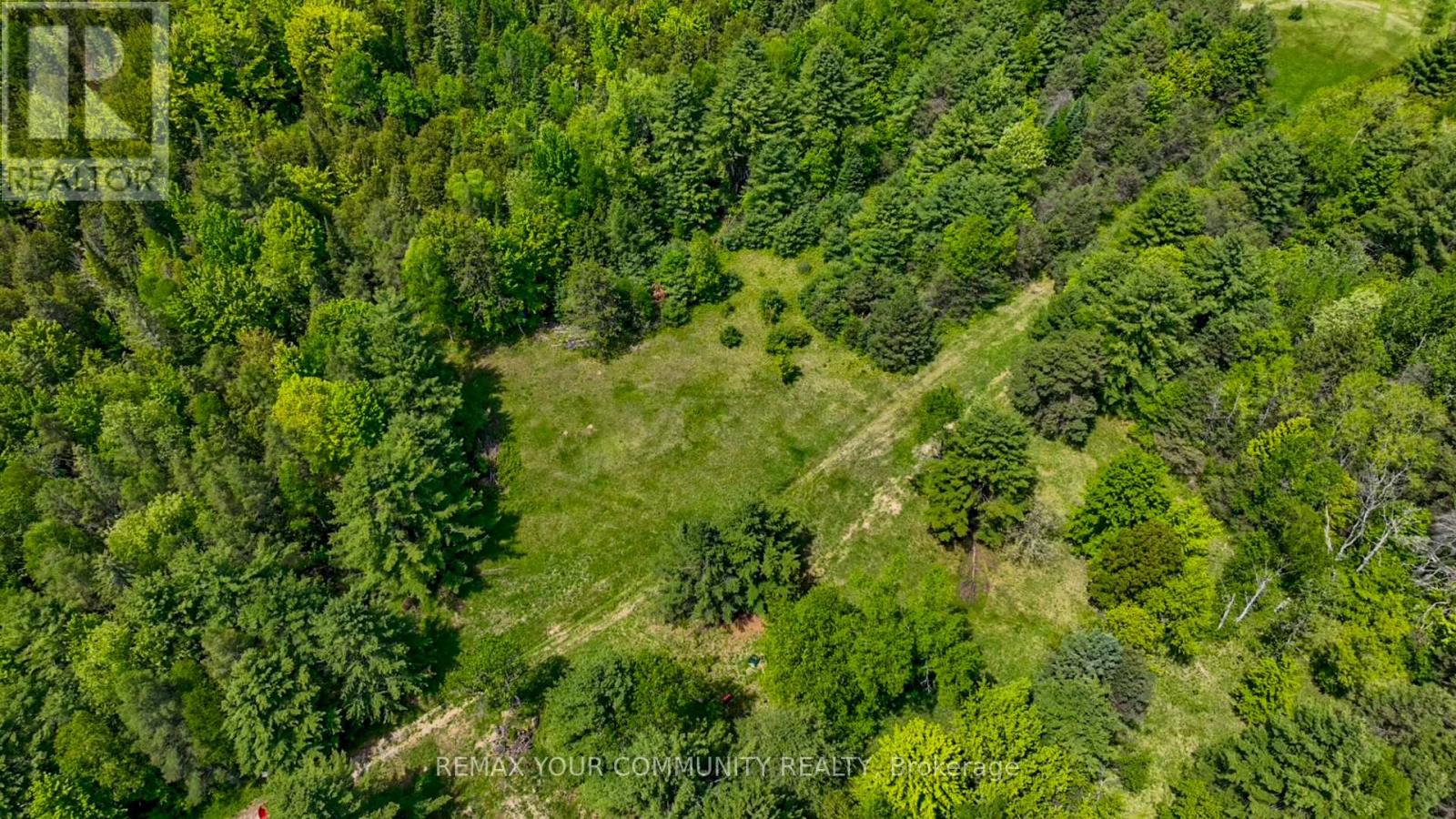 574 Zephyr Rd Property Photo 2