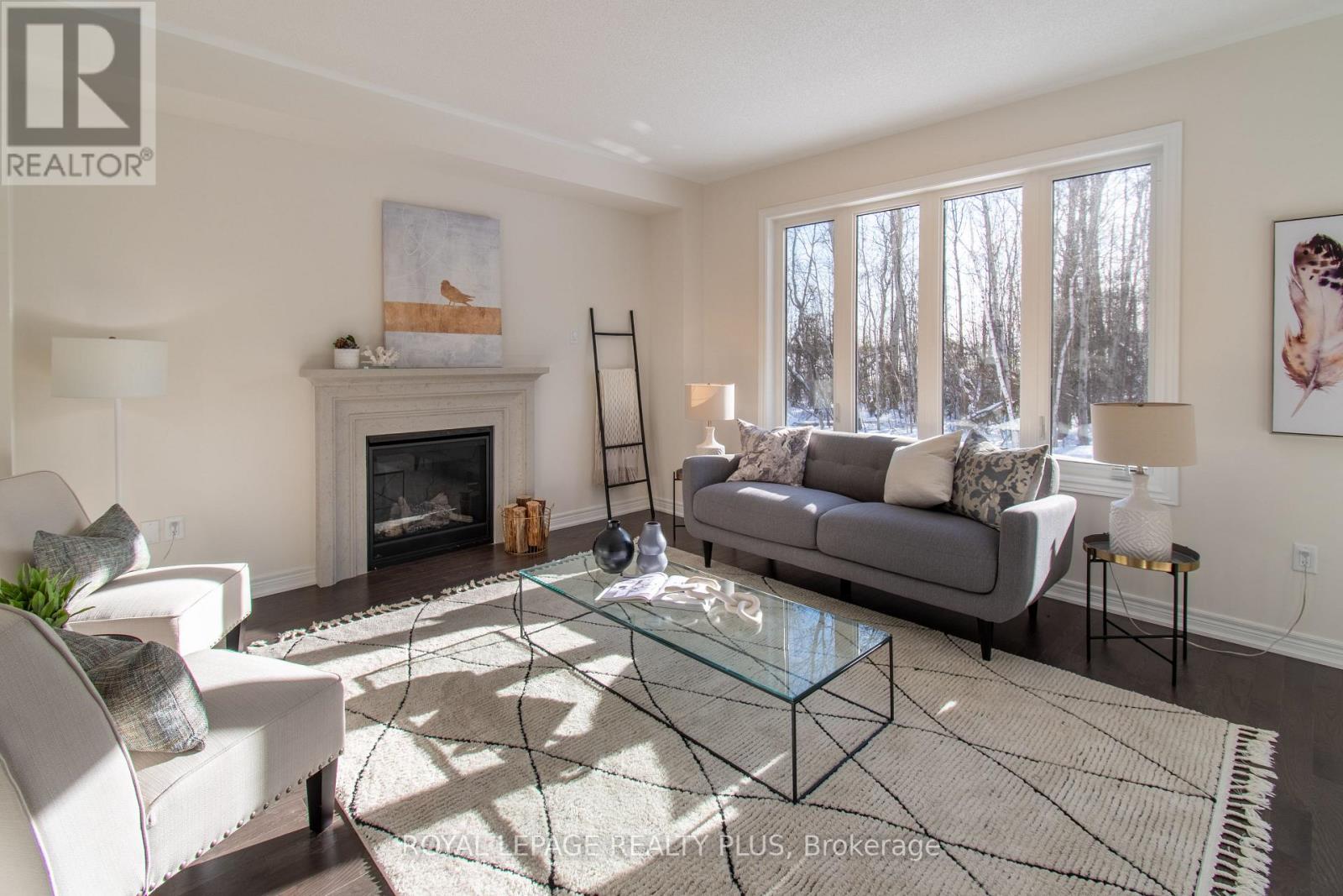147 Dovedale Drive Property Photo 8