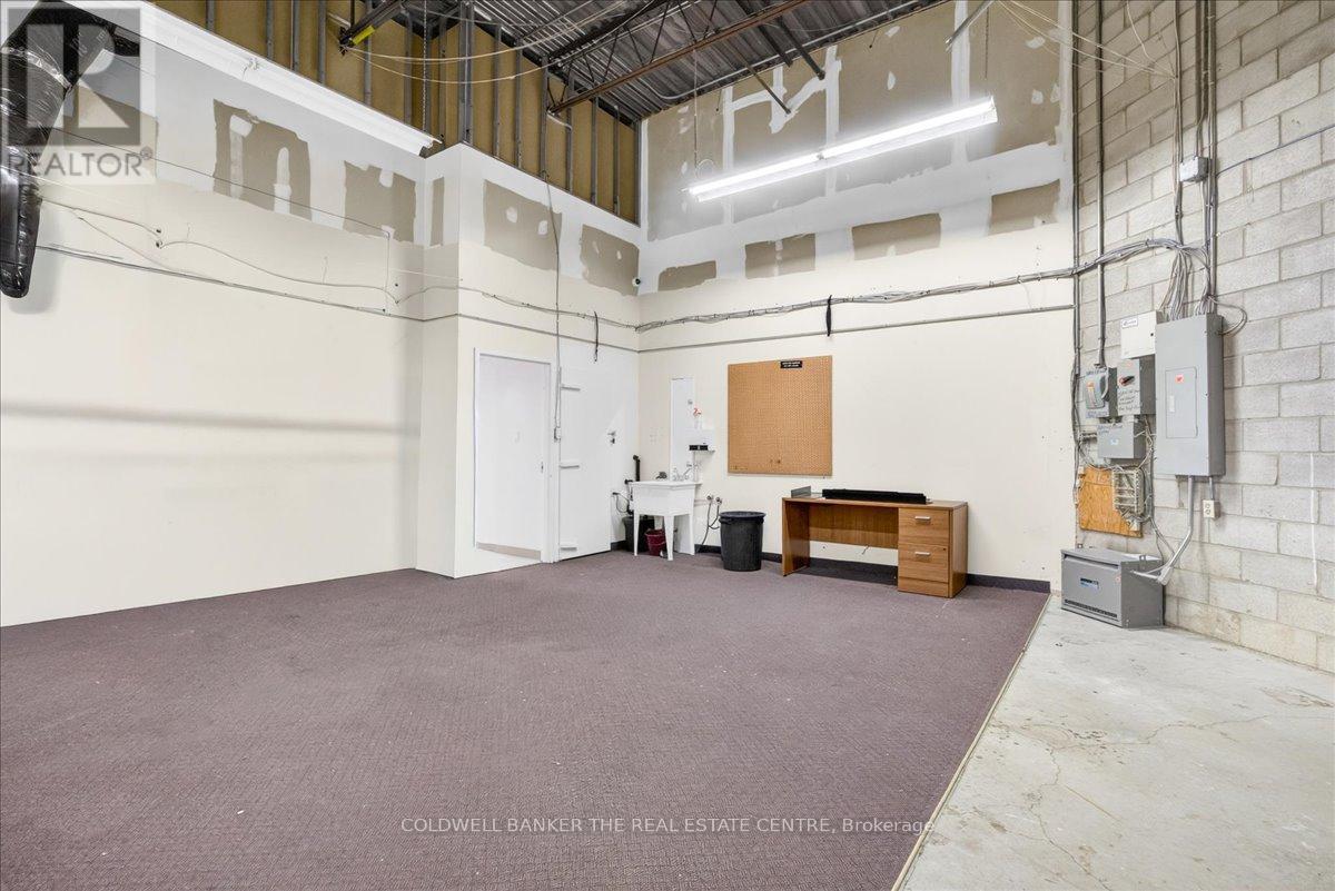 84 - 556 Edward Avenue Property Photo 13