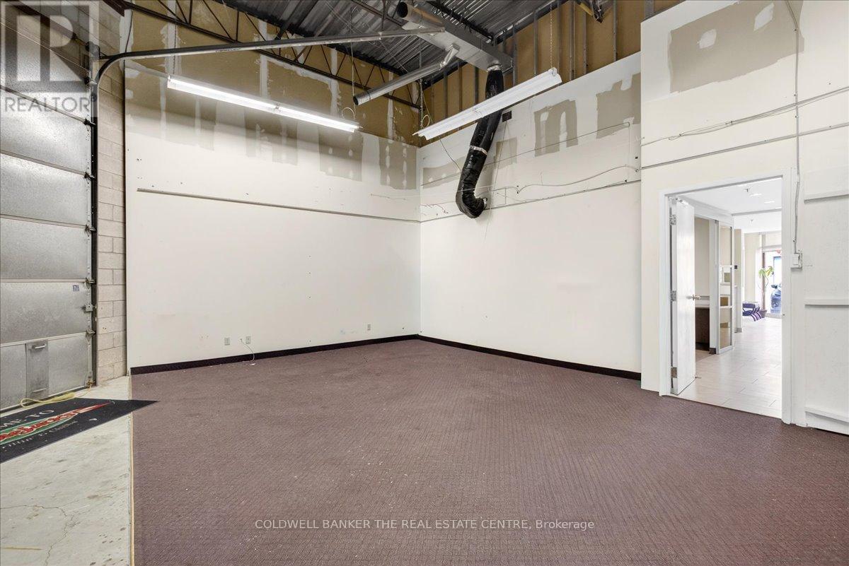 84 - 556 Edward Avenue Property Photo 14