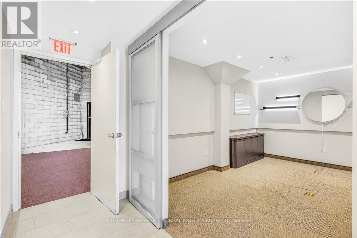 84 - 556 Edward Avenue Property Photo 16