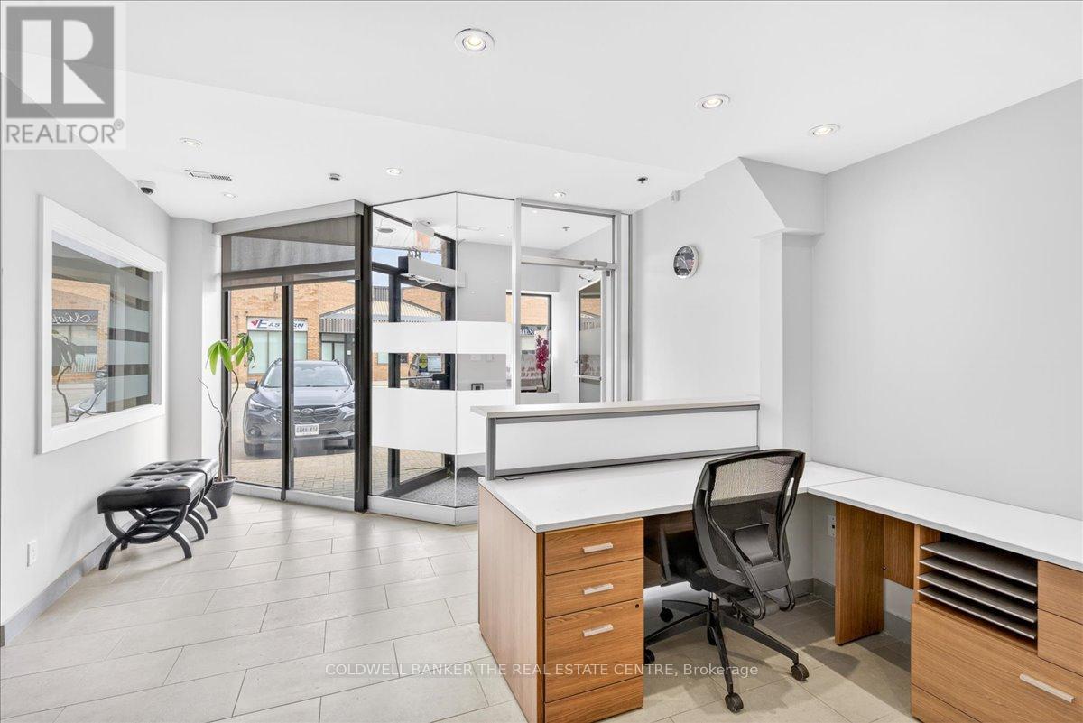 84 - 556 Edward Avenue Property Photo 33