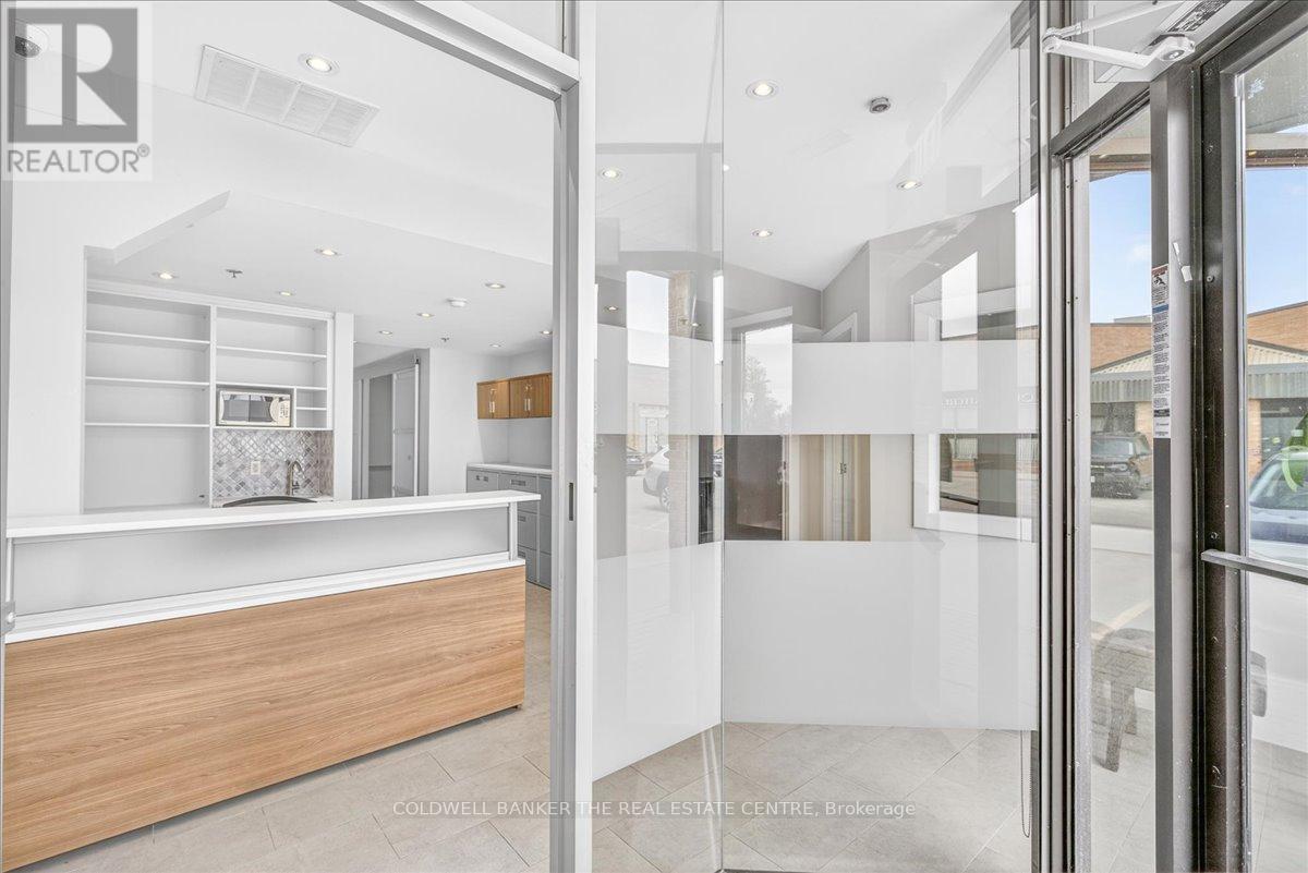 84 - 556 Edward Avenue Property Photo 35
