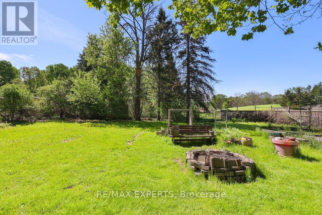 6531 King Road Property Photo 4