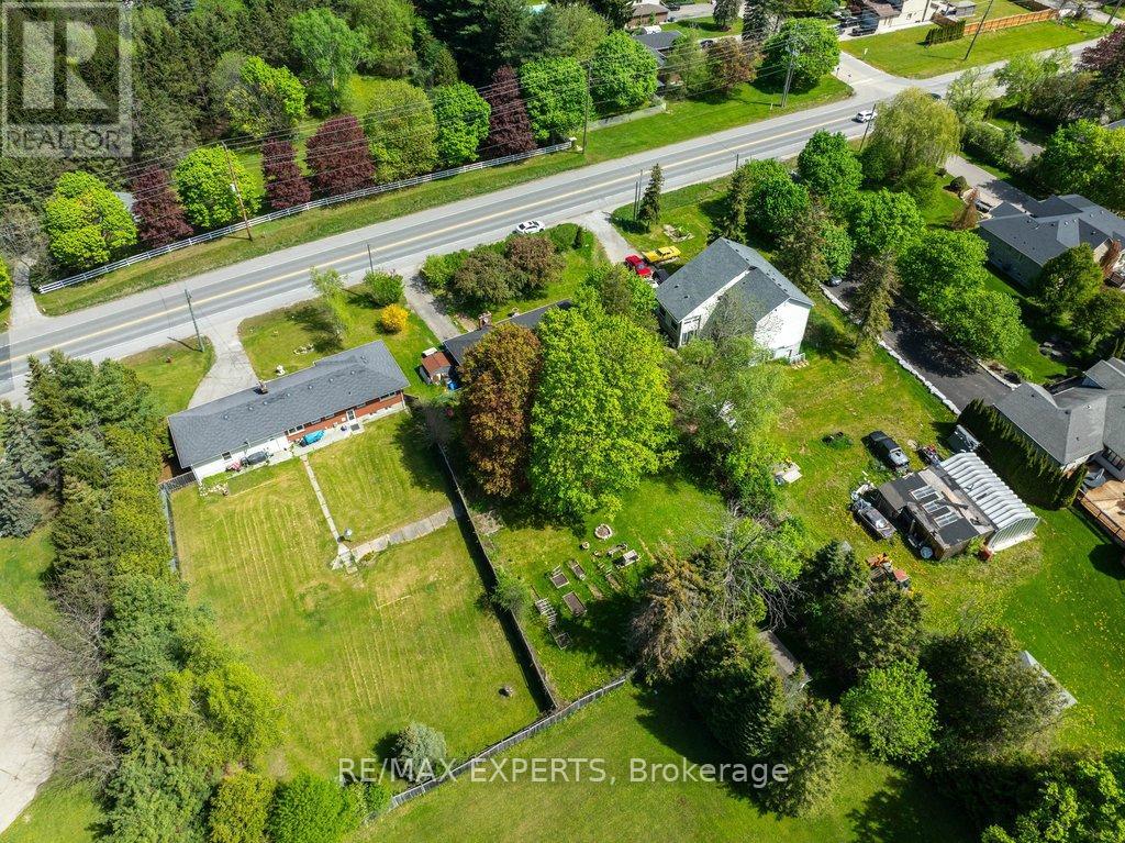 6531 King Road Property Photo 6