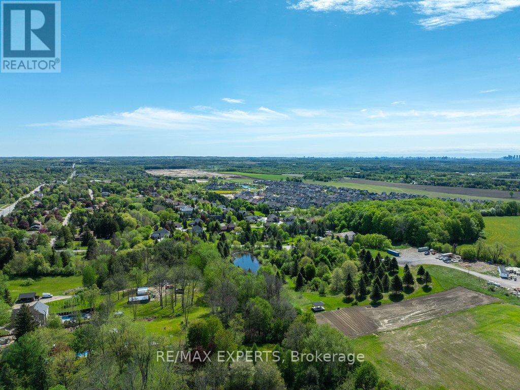 6531 King Road Property Photo 11