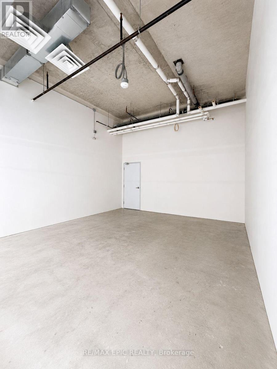 250 - 7777 Weston Road Property Photo 3