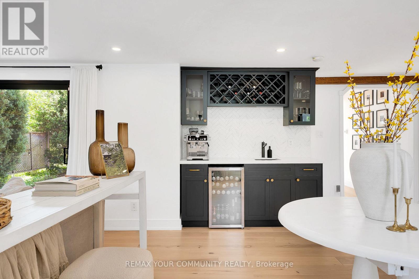 12768 Weston Road Property Photo 7