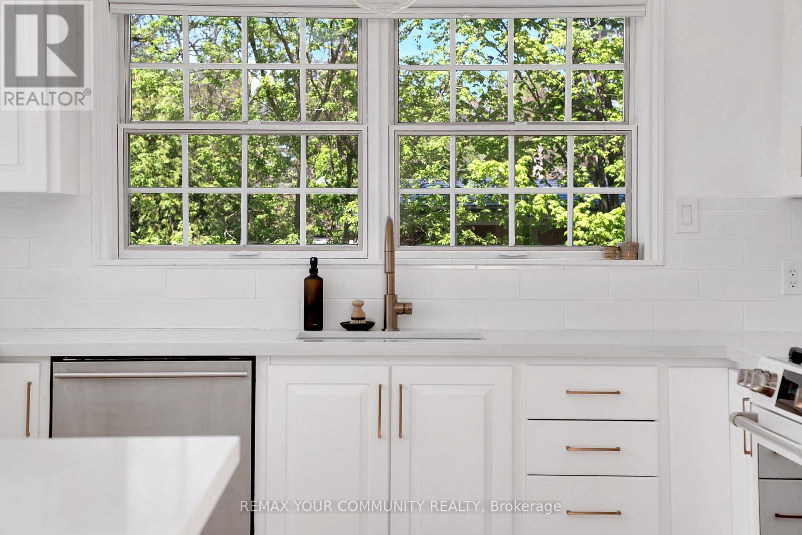 12768 Weston Road Property Photo 47