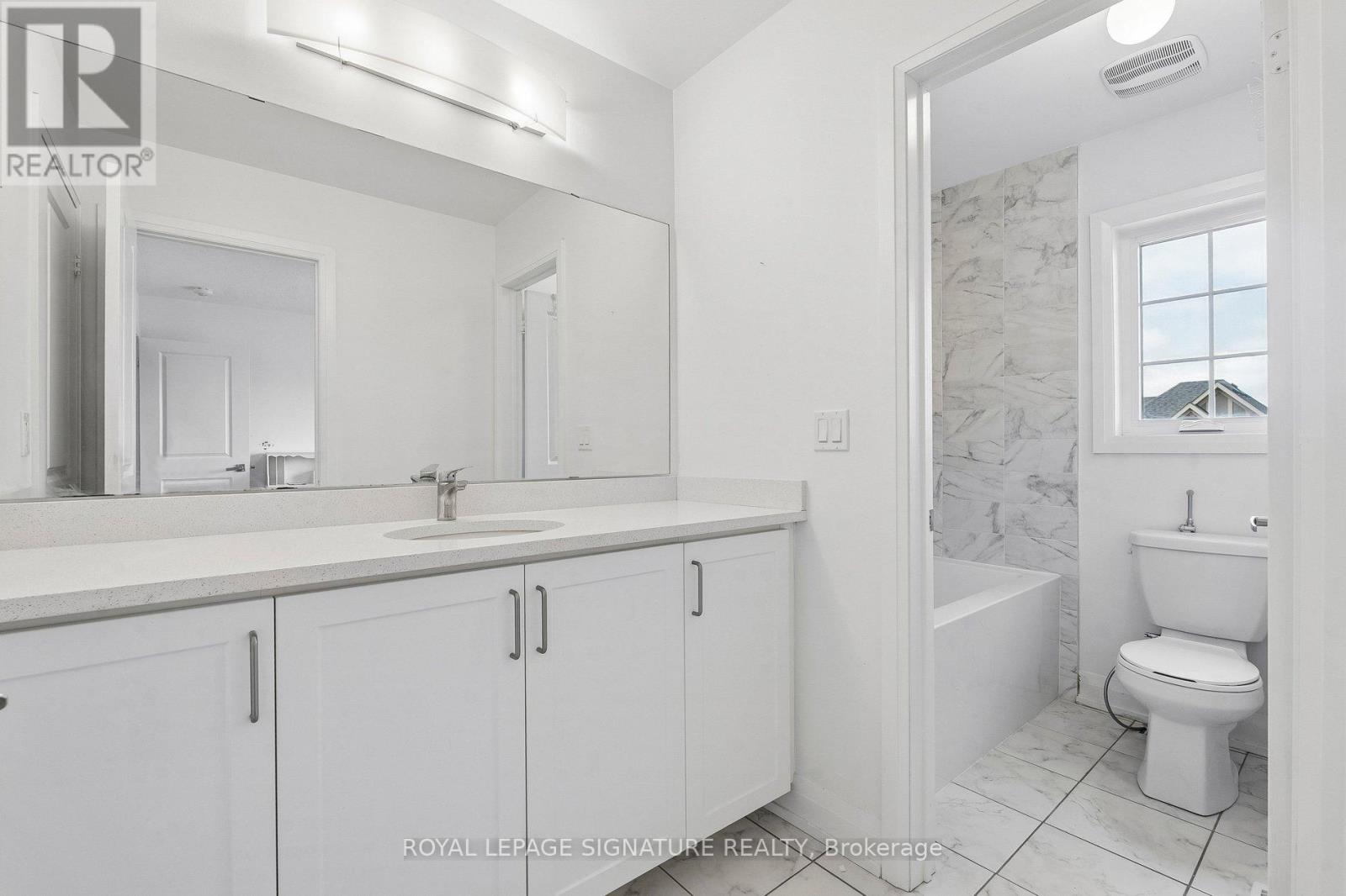 23 Cyprus Glen Property Photo 20