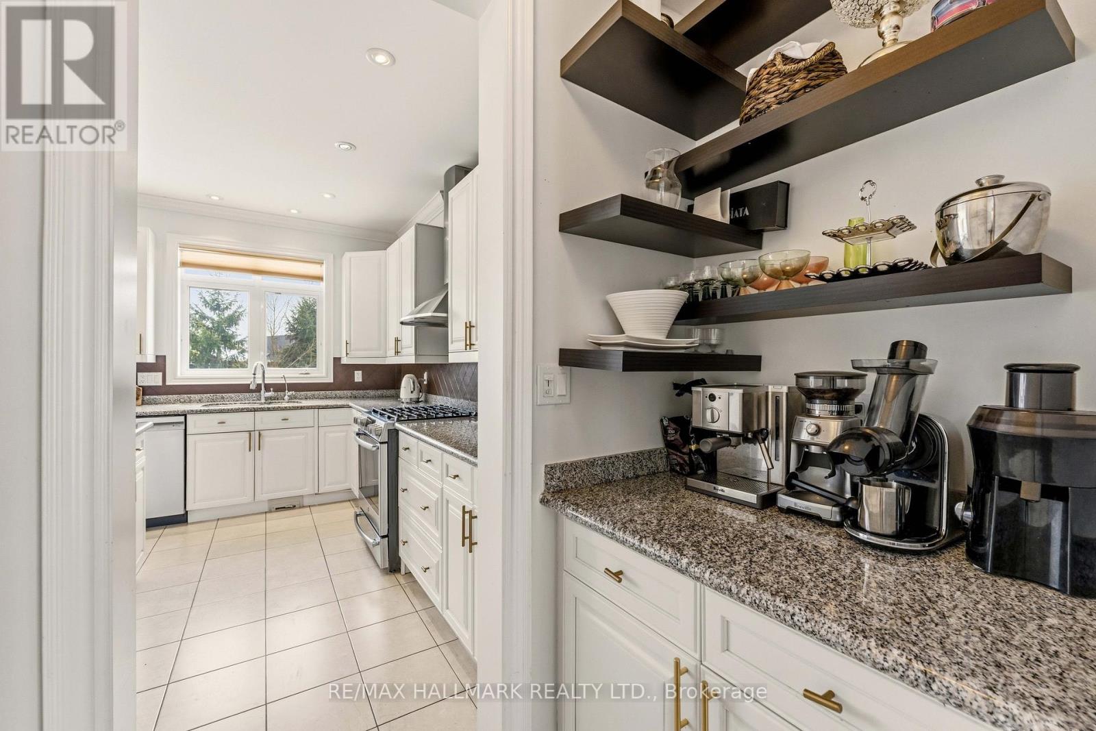 12 Sachet Drive Property Photo 10