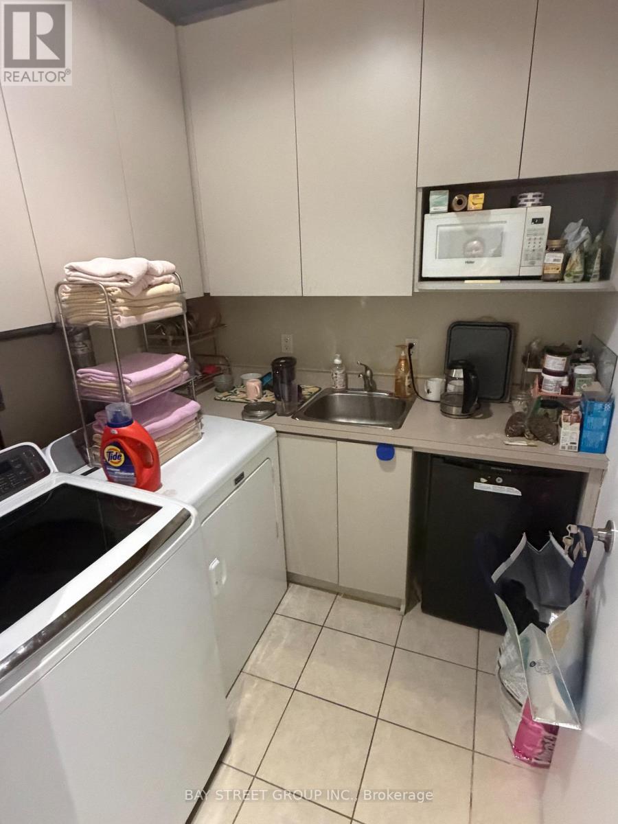 26 - 290 Yorktech Drive Property Photo 10