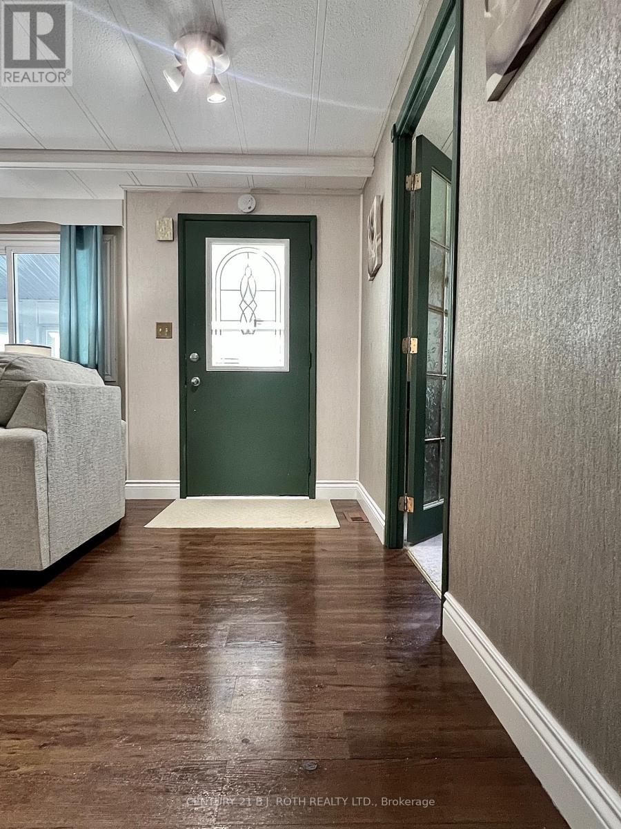 1 Nectarine Court Property Photo 4