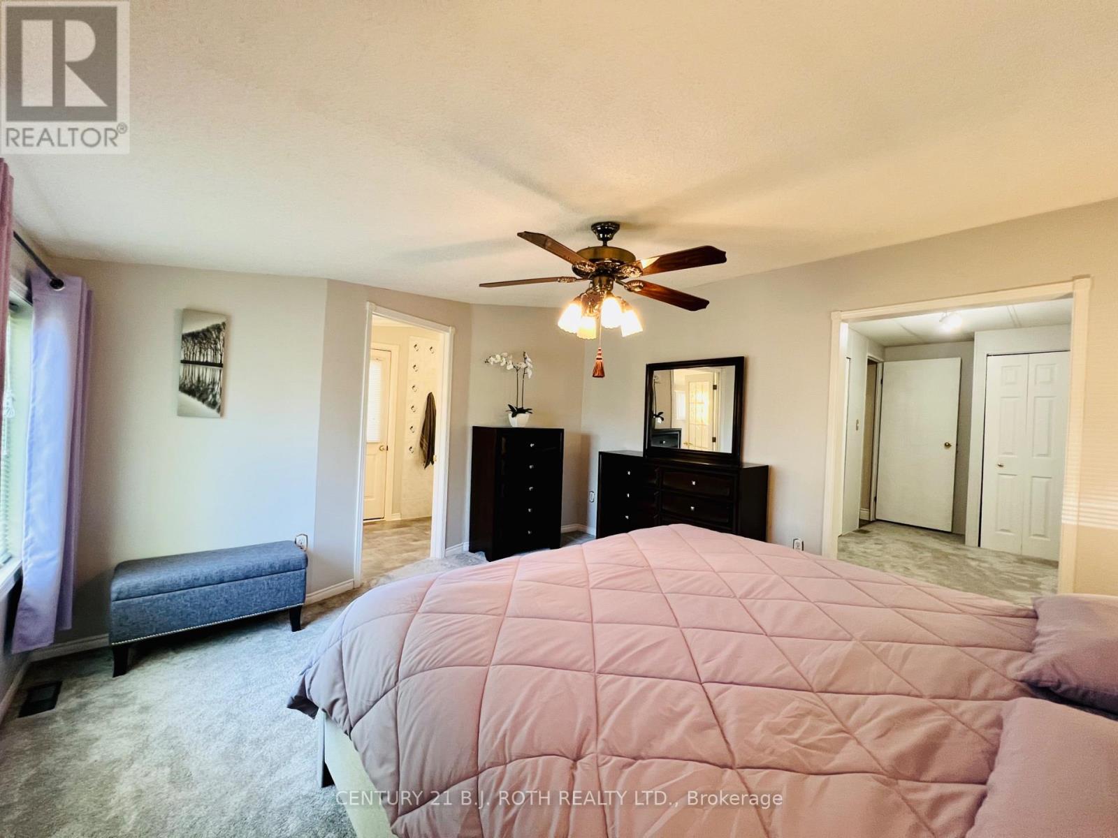 1 Nectarine Court Property Photo 13
