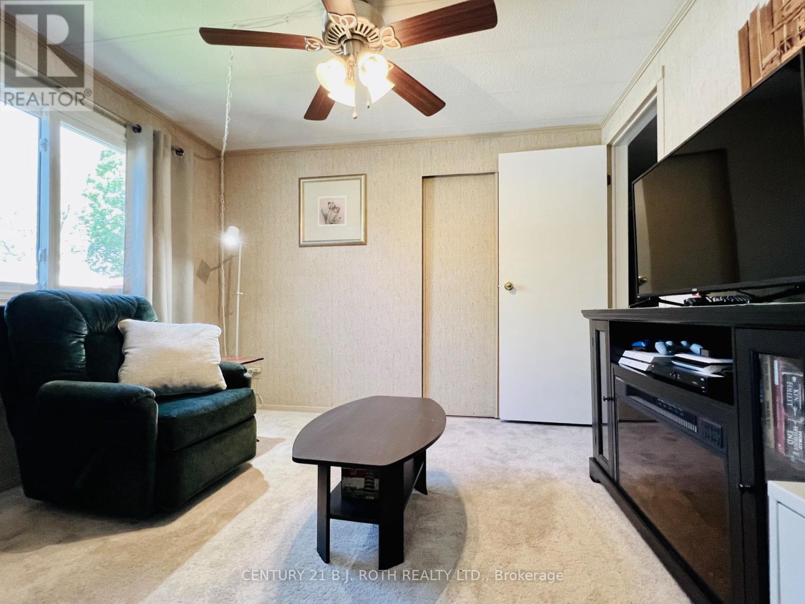 1 Nectarine Court Property Photo 22