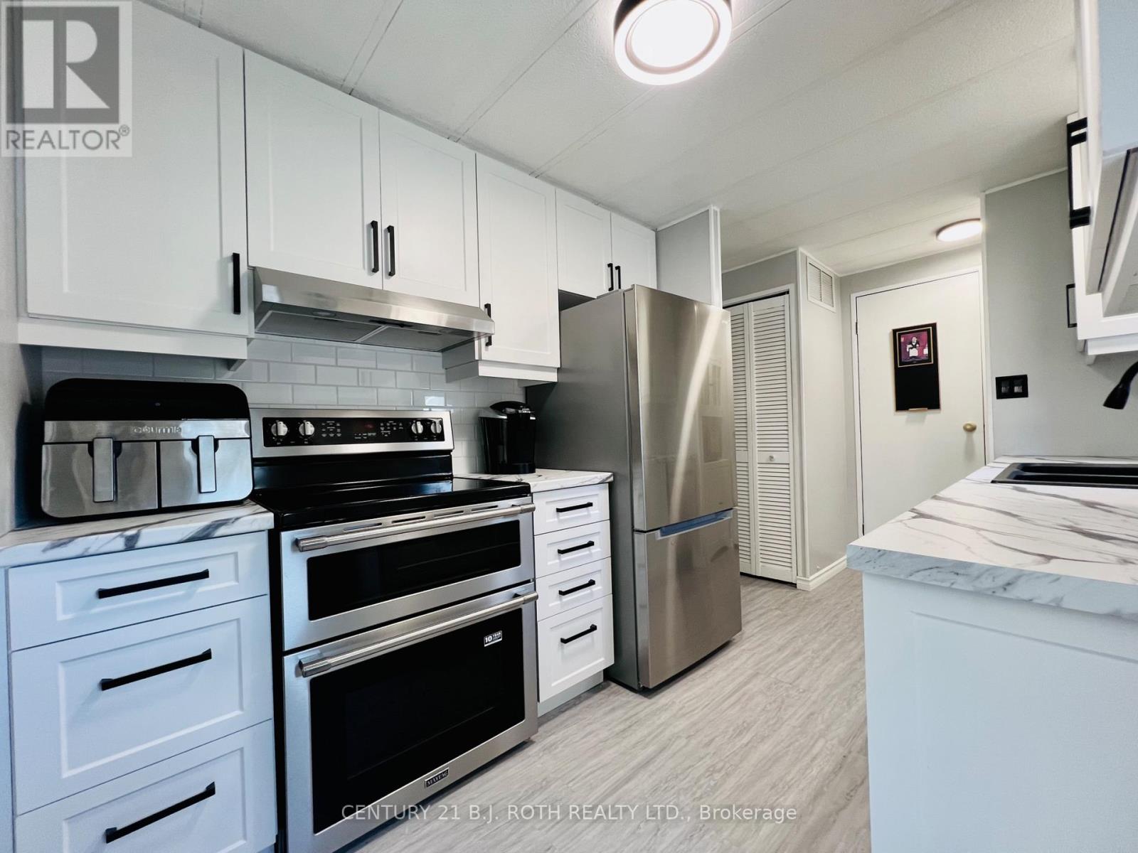 1 Nectarine Court Property Photo 25