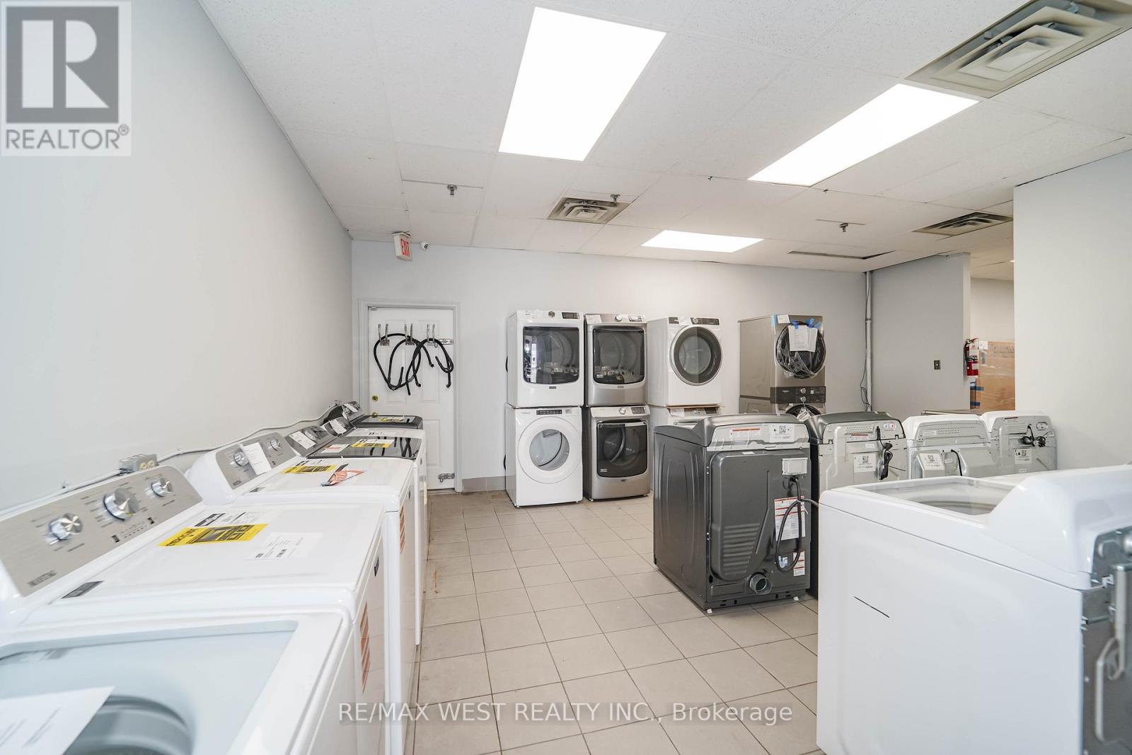 3 - 176 Bullock Drive Property Photo 4
