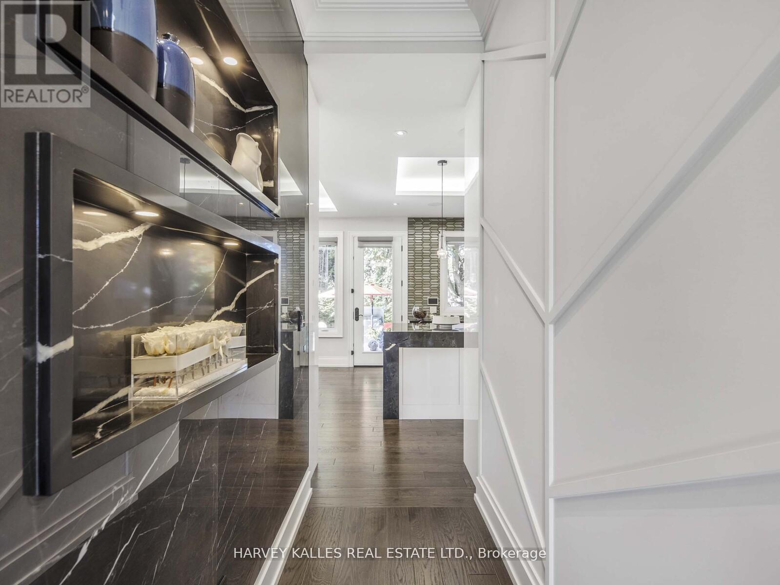 10 Malaren Road Property Photo 9