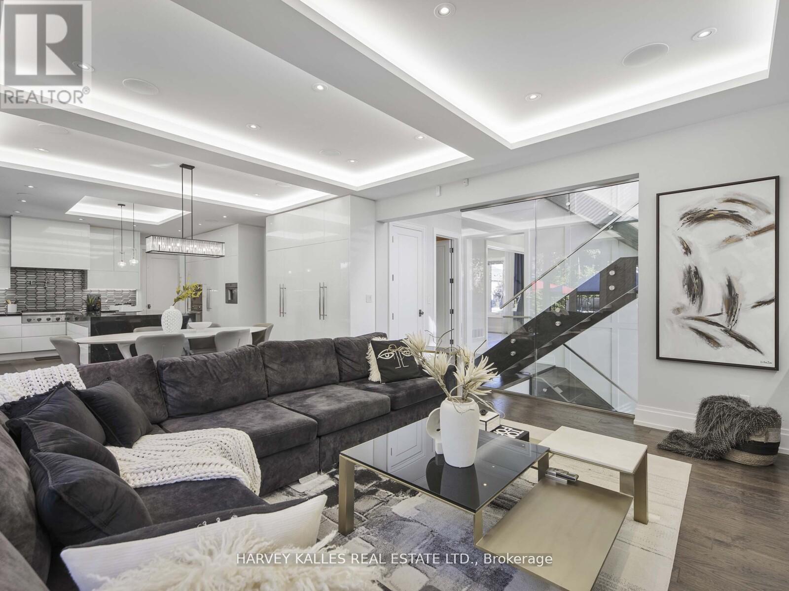 10 Malaren Road Property Photo 10