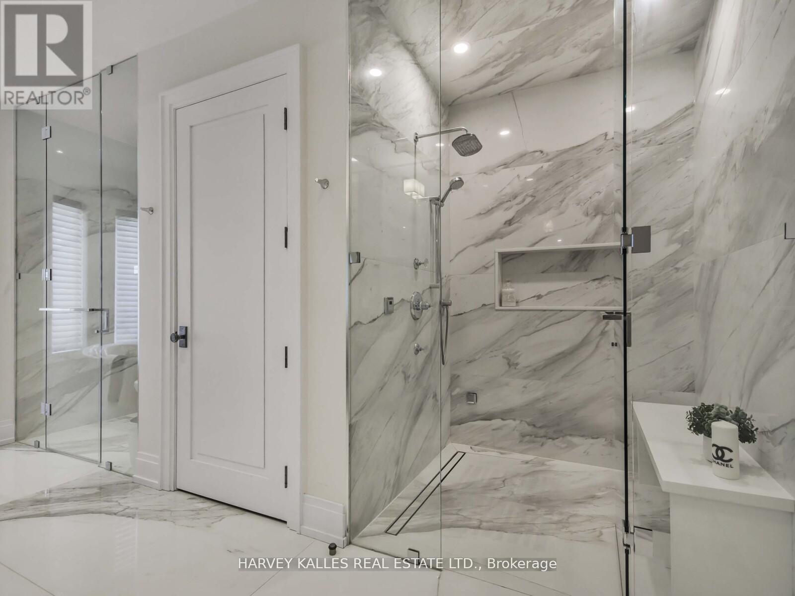 10 Malaren Road Property Photo 26