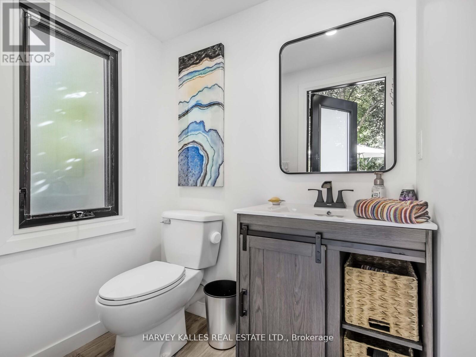 10 Malaren Road Property Photo 44