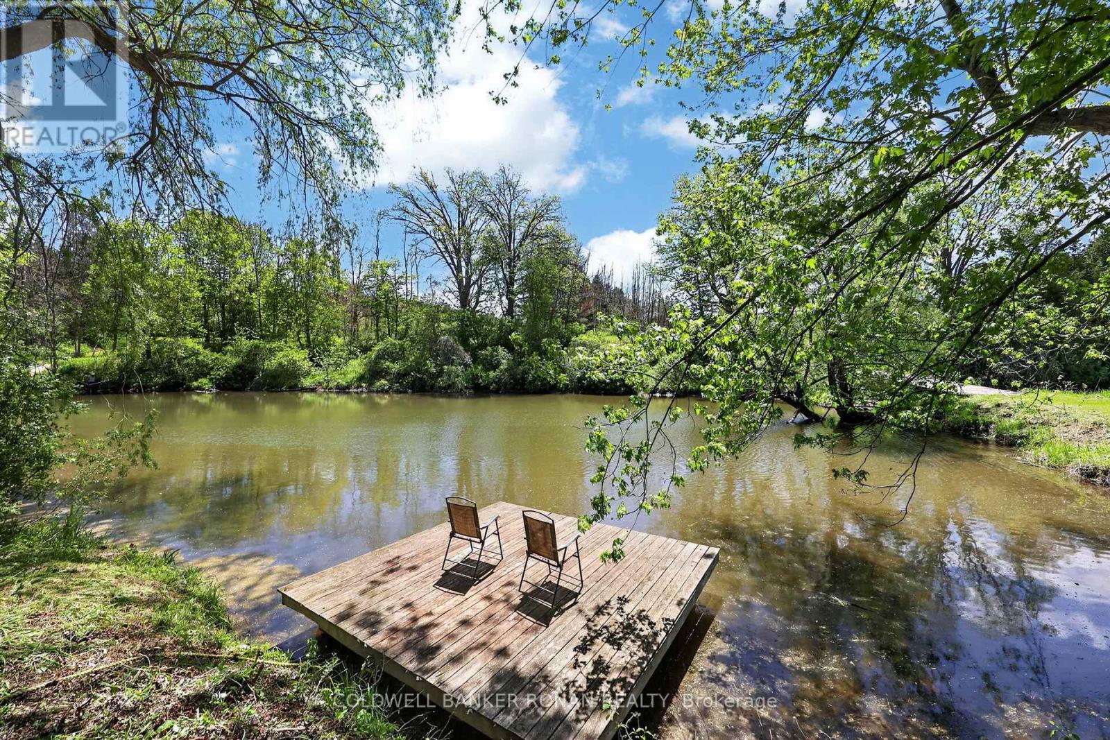 5565 5th Line Property Photo 43