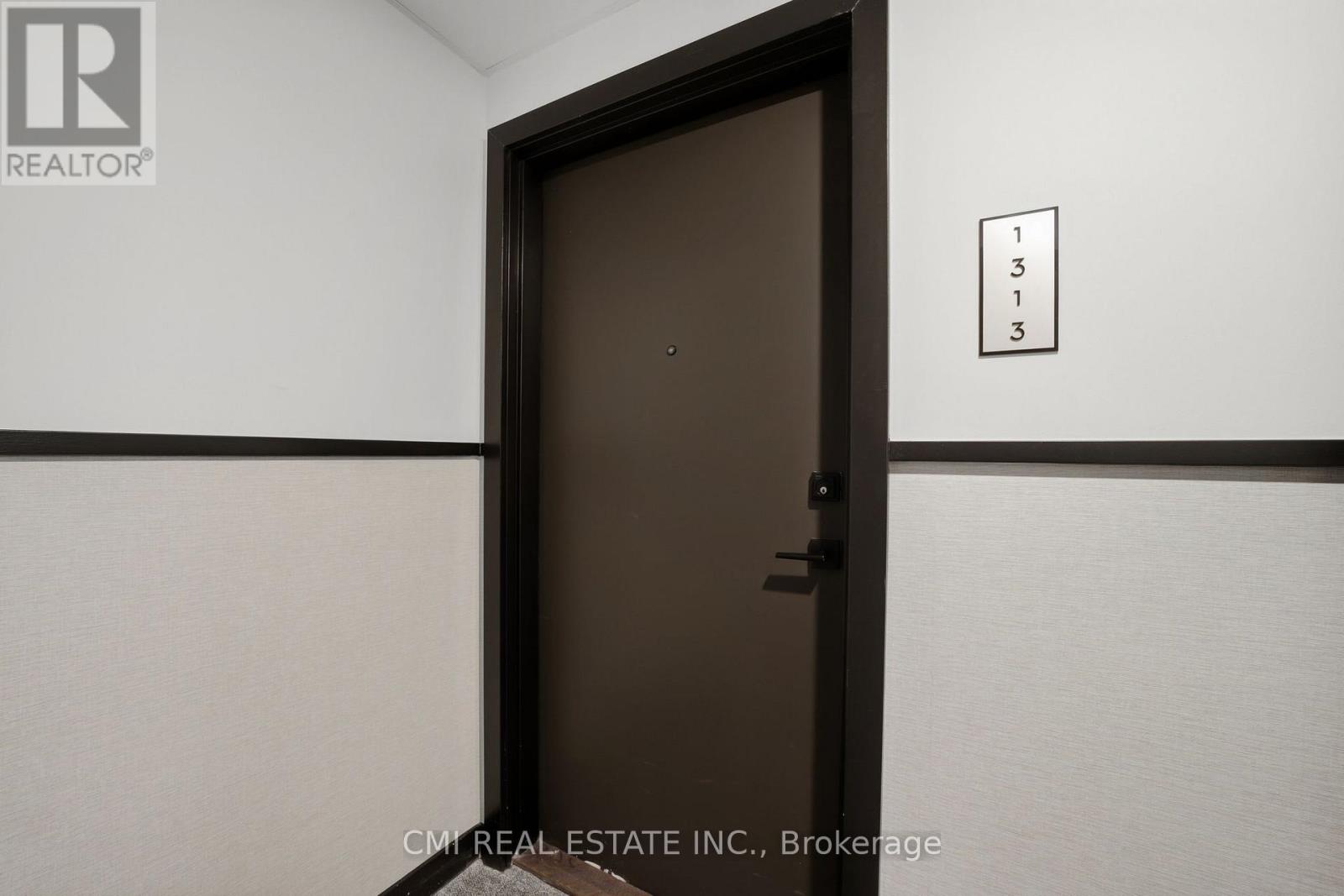 1313 - 10 Abeja Street Property Photo 4