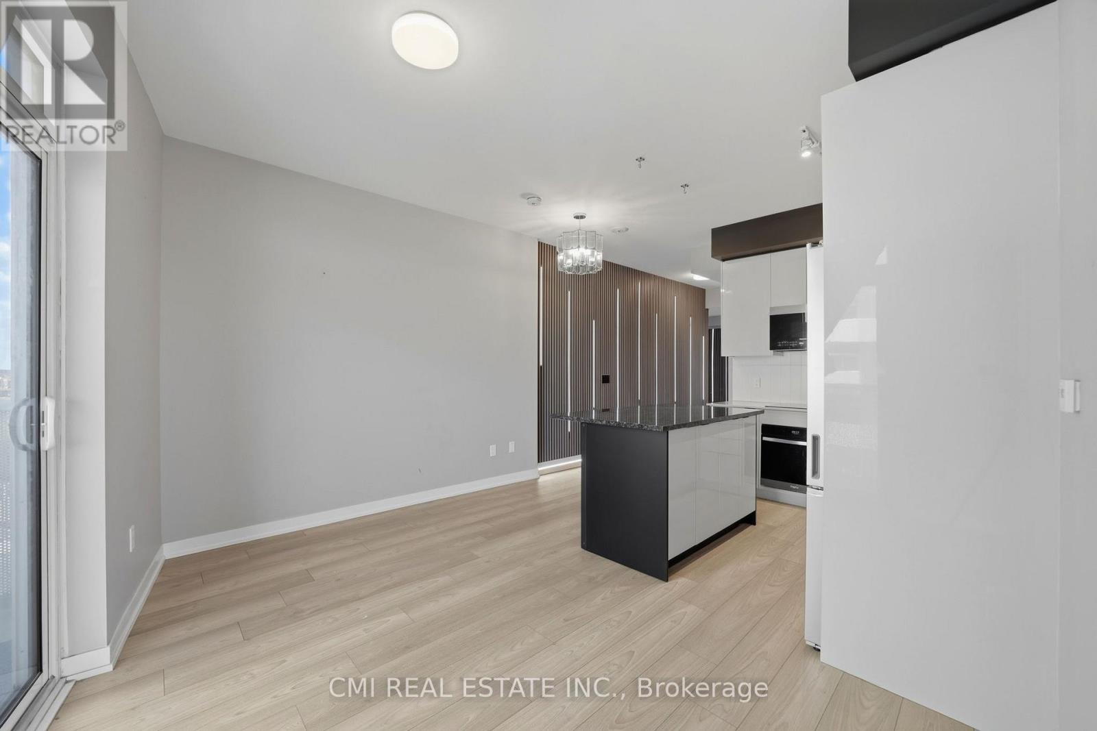 1313 - 10 Abeja Street Property Photo 9